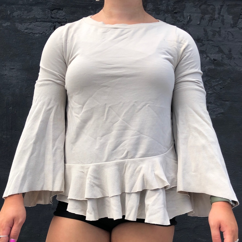 Gray top